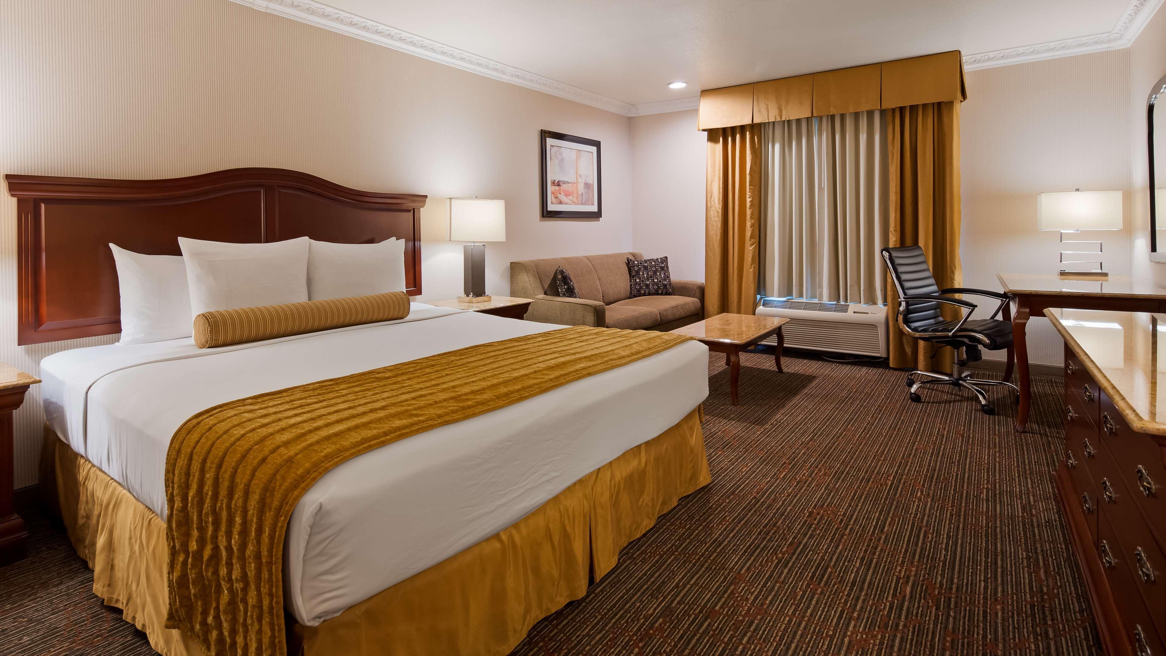 Best Western Plus Newport Mesa Inn Costa Mesa Ngoại thất bức ảnh