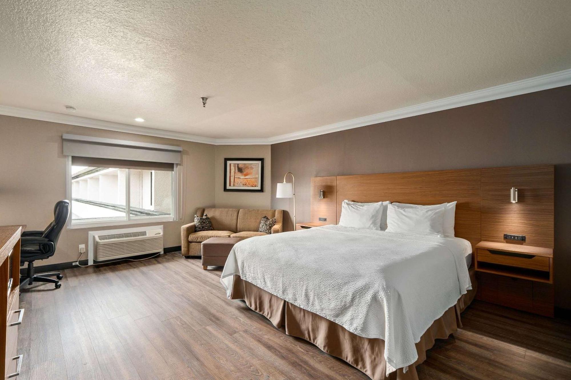 Best Western Plus Newport Mesa Inn Costa Mesa Ngoại thất bức ảnh