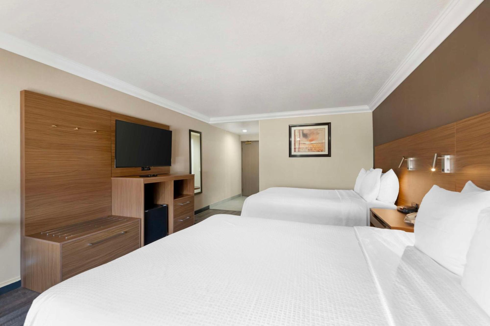 Best Western Plus Newport Mesa Inn Costa Mesa Ngoại thất bức ảnh