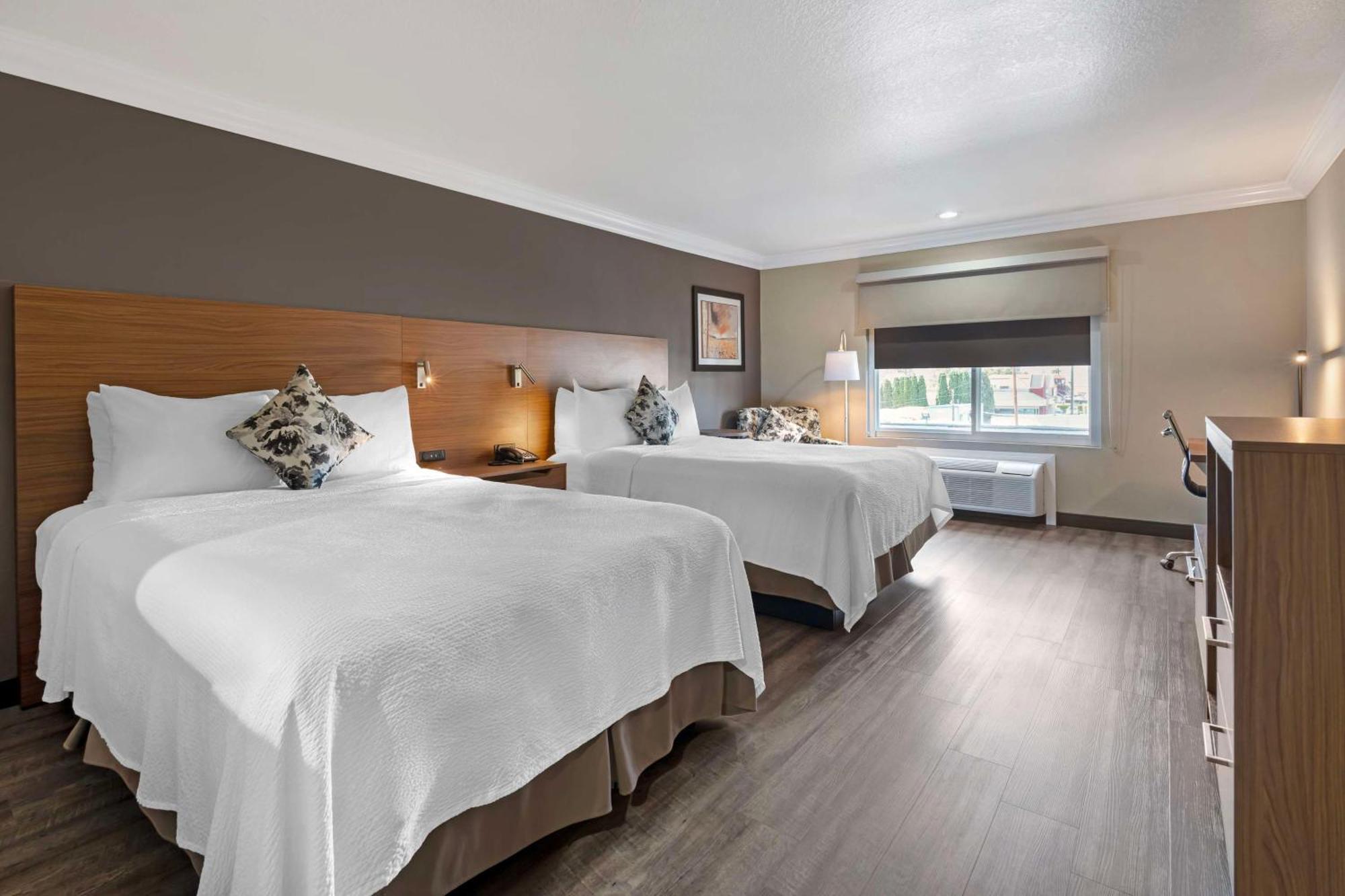 Best Western Plus Newport Mesa Inn Costa Mesa Ngoại thất bức ảnh