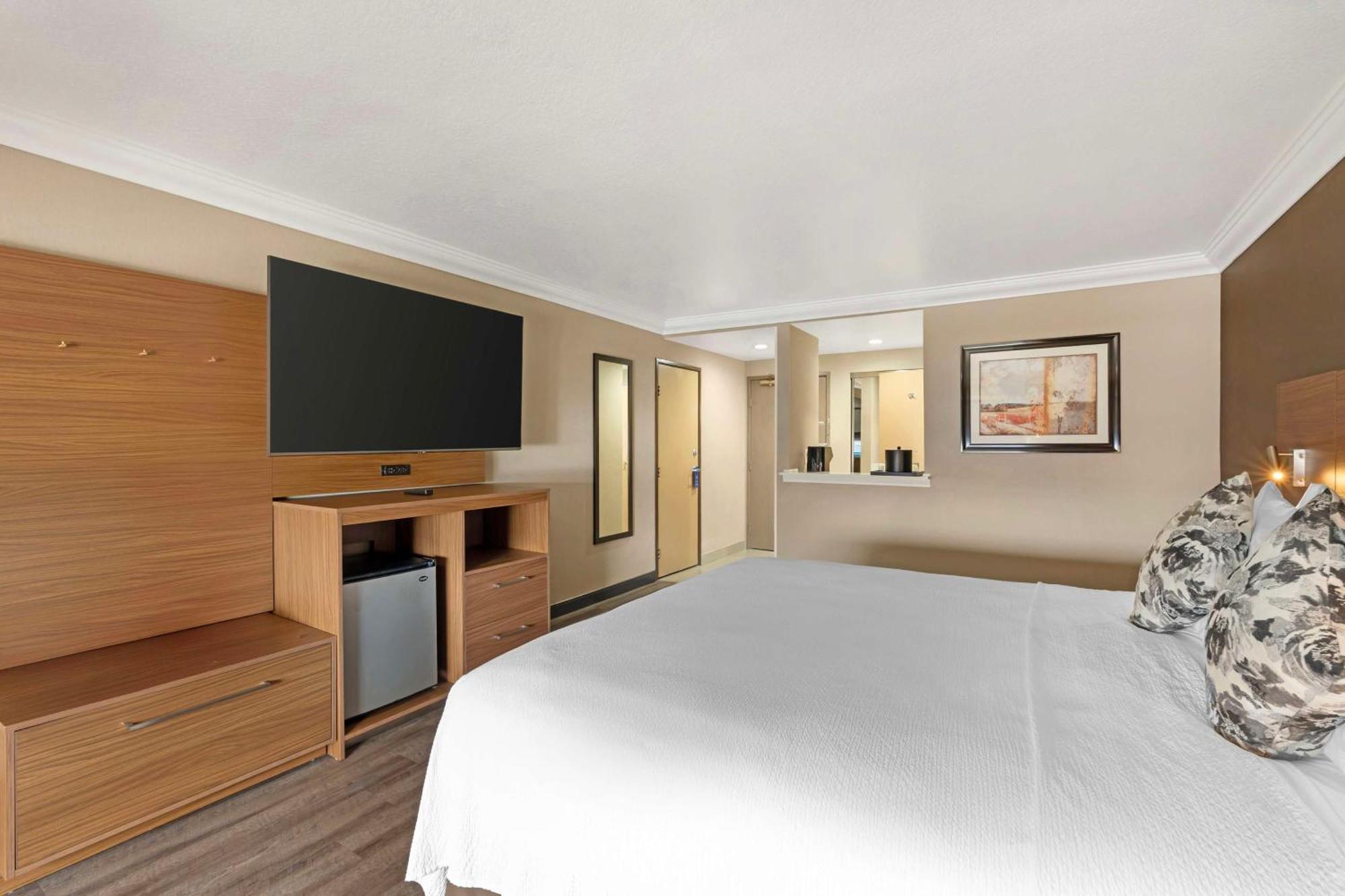 Best Western Plus Newport Mesa Inn Costa Mesa Ngoại thất bức ảnh