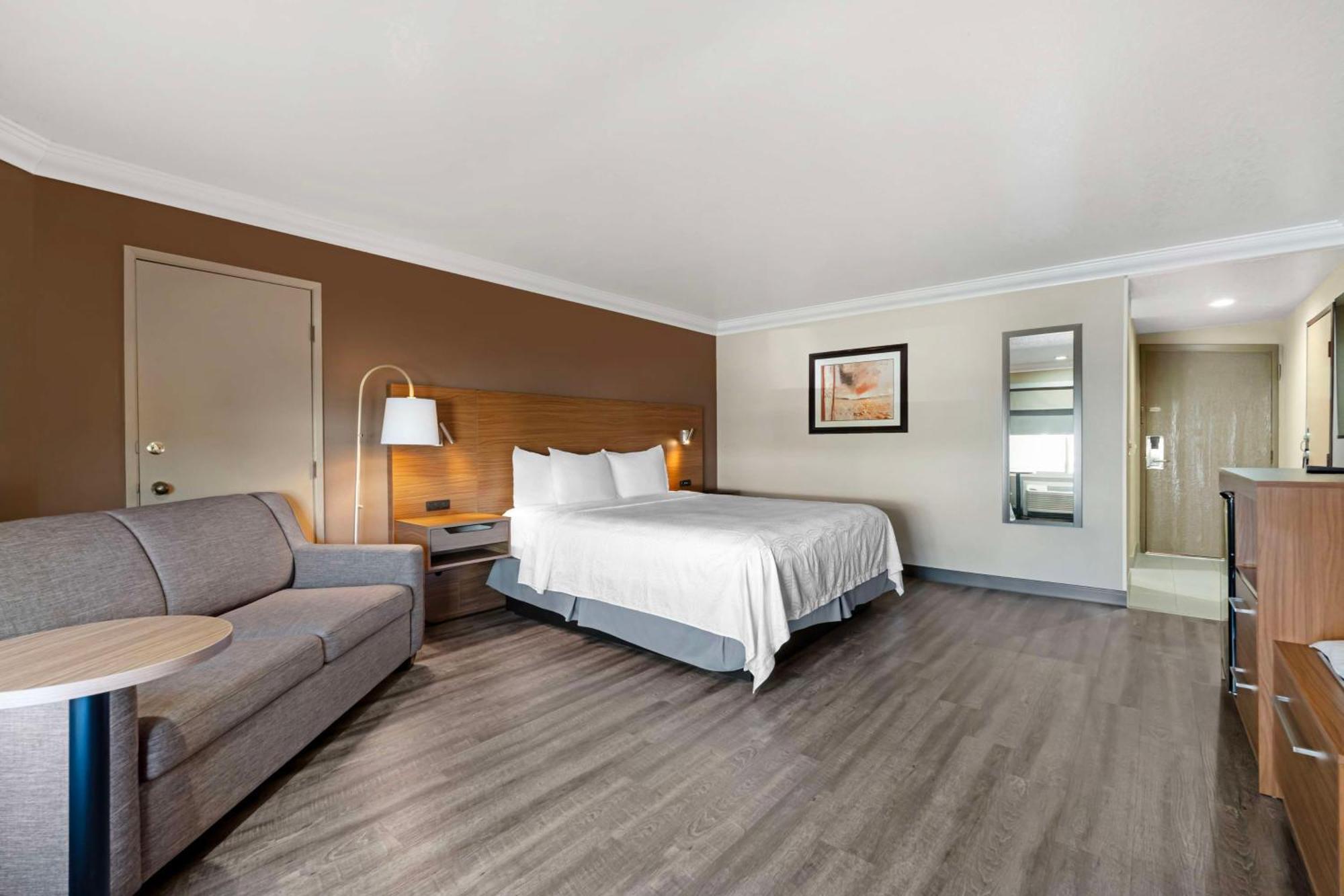 Best Western Plus Newport Mesa Inn Costa Mesa Ngoại thất bức ảnh