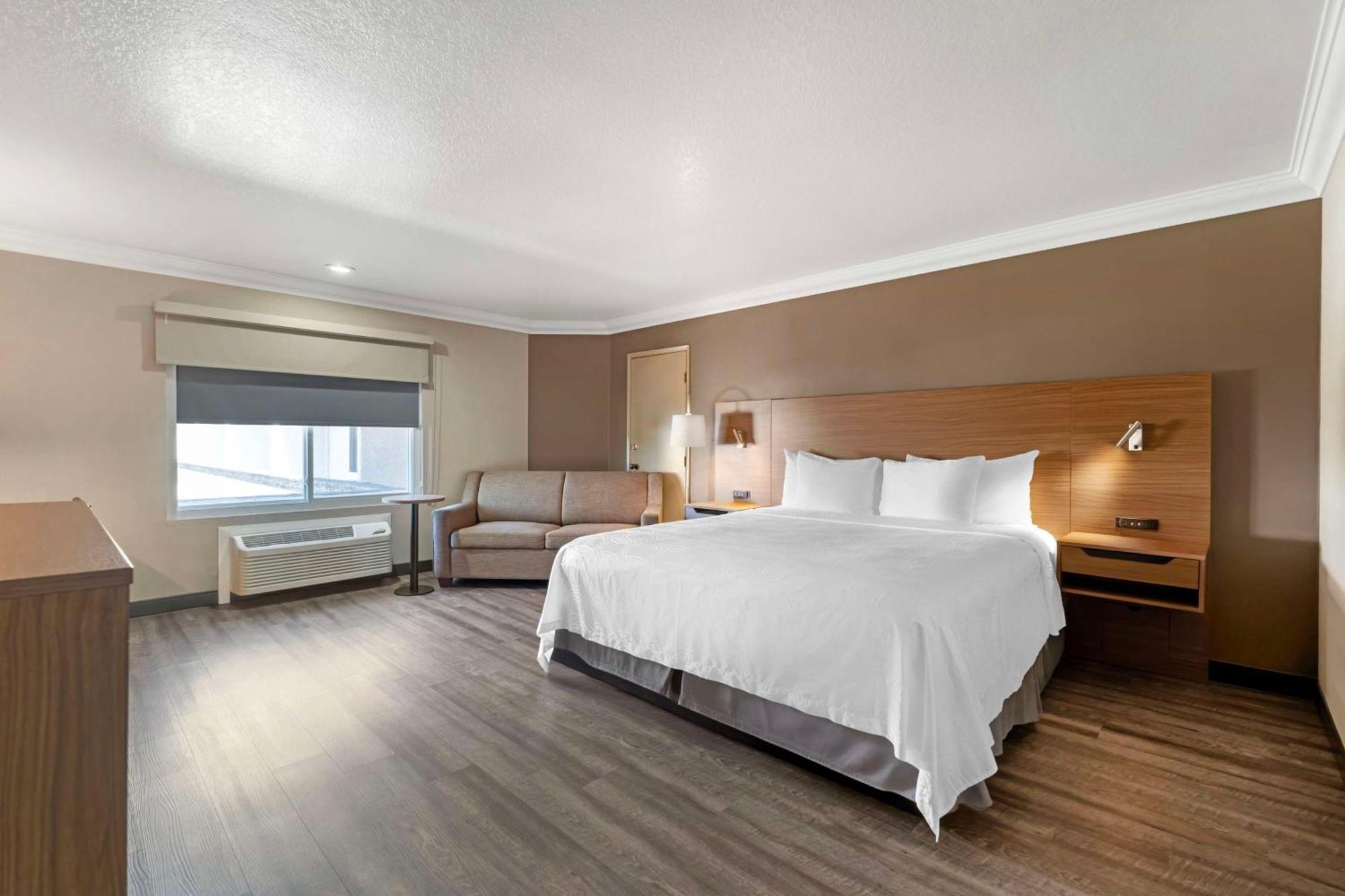 Best Western Plus Newport Mesa Inn Costa Mesa Ngoại thất bức ảnh